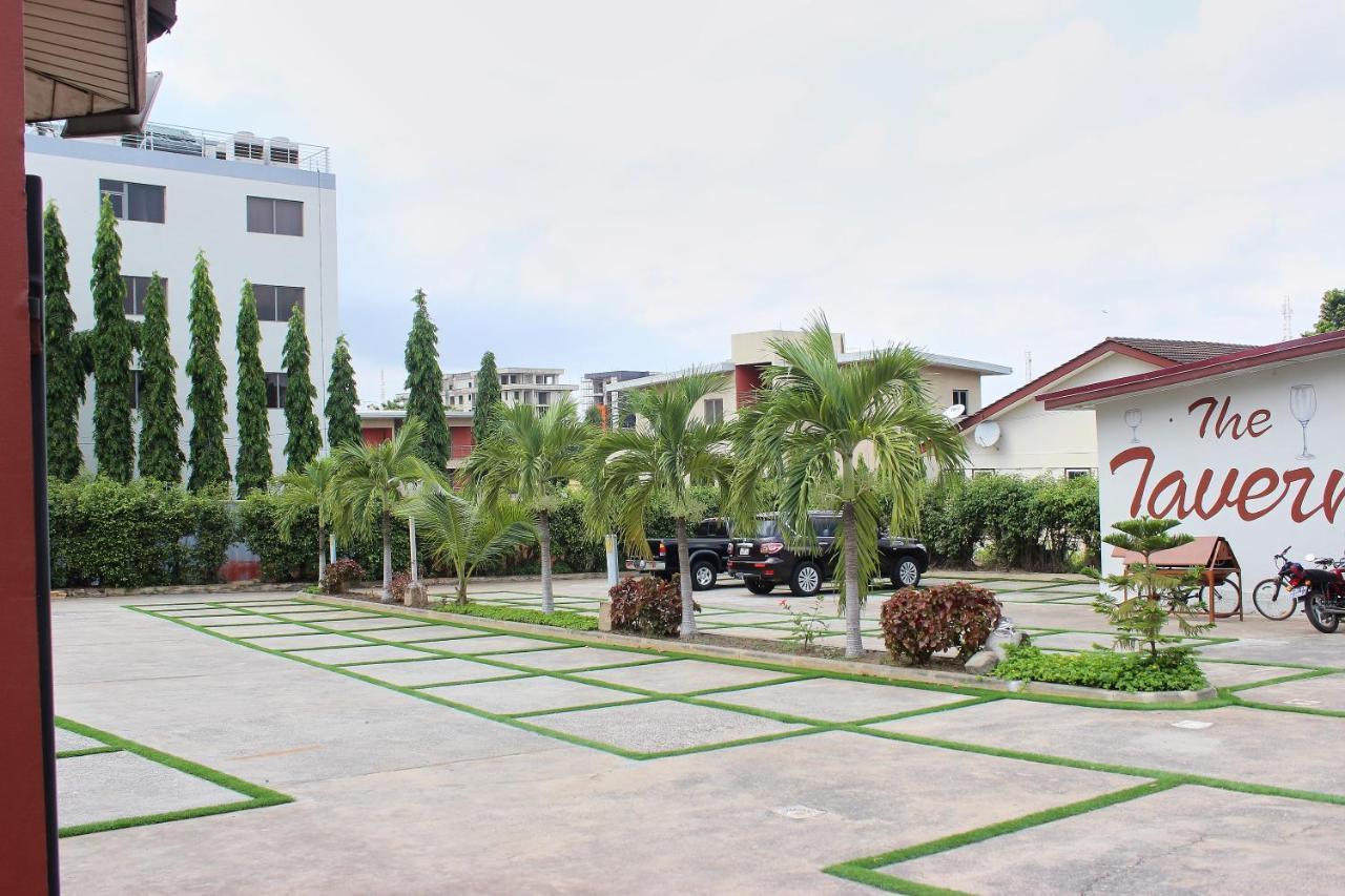 The Congress Hotel Accra Luaran gambar