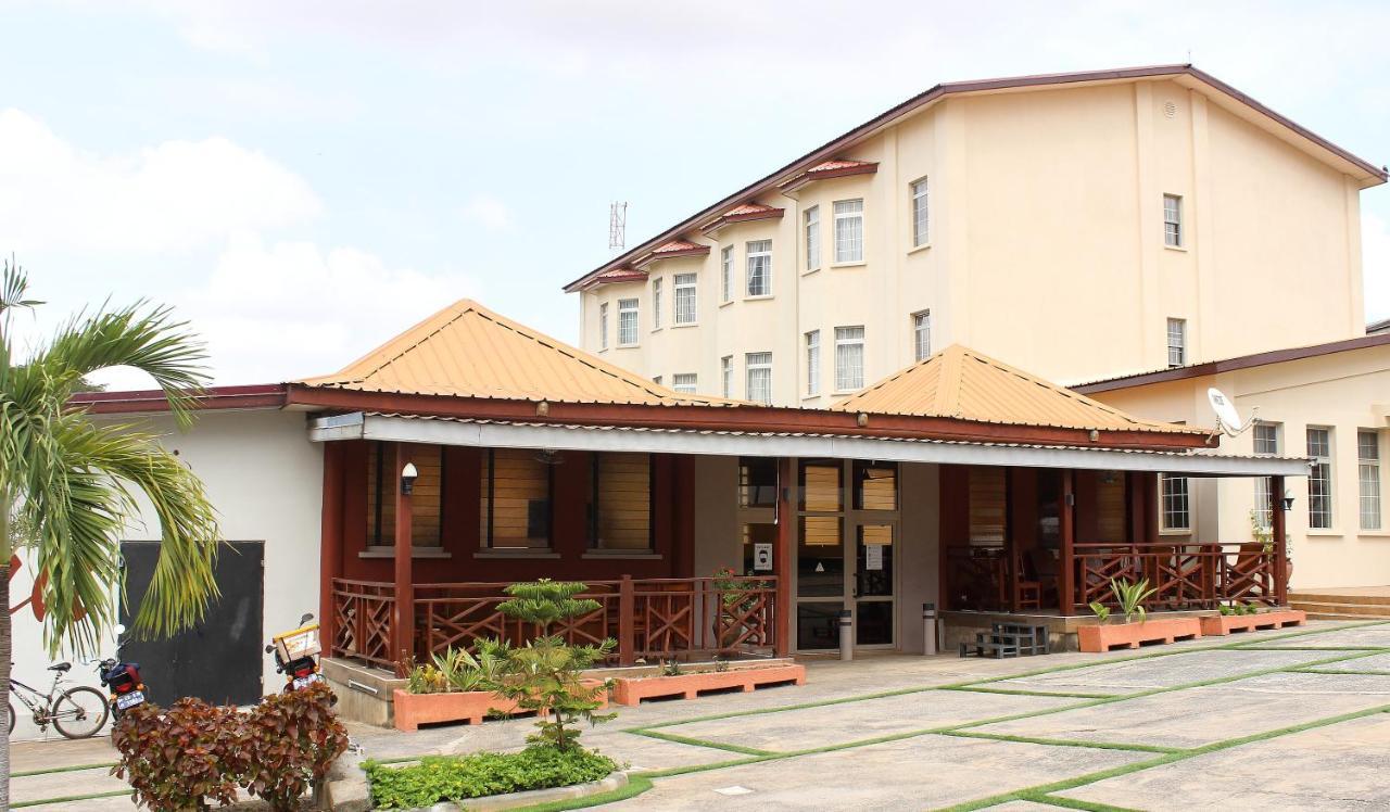 The Congress Hotel Accra Luaran gambar