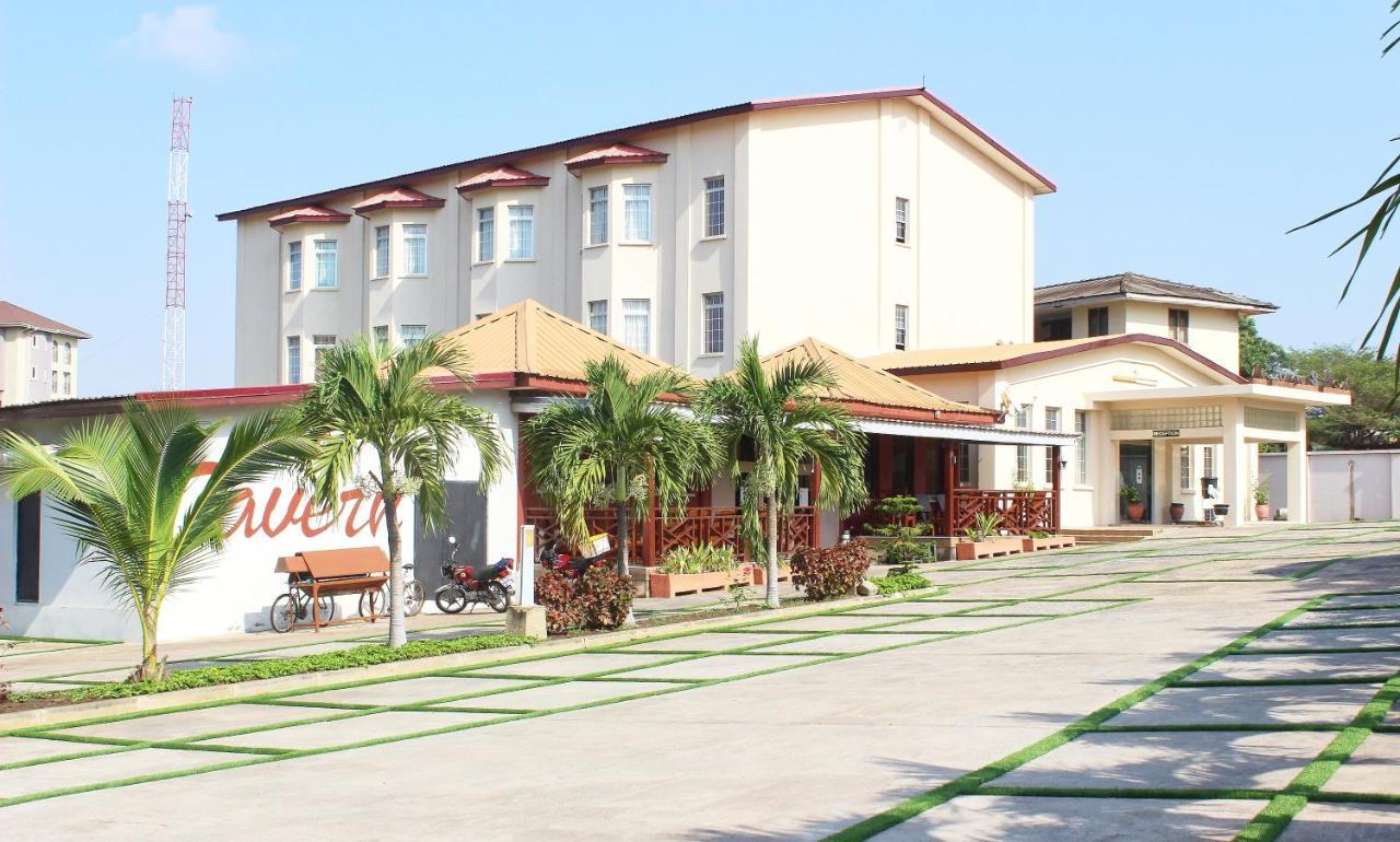 The Congress Hotel Accra Luaran gambar