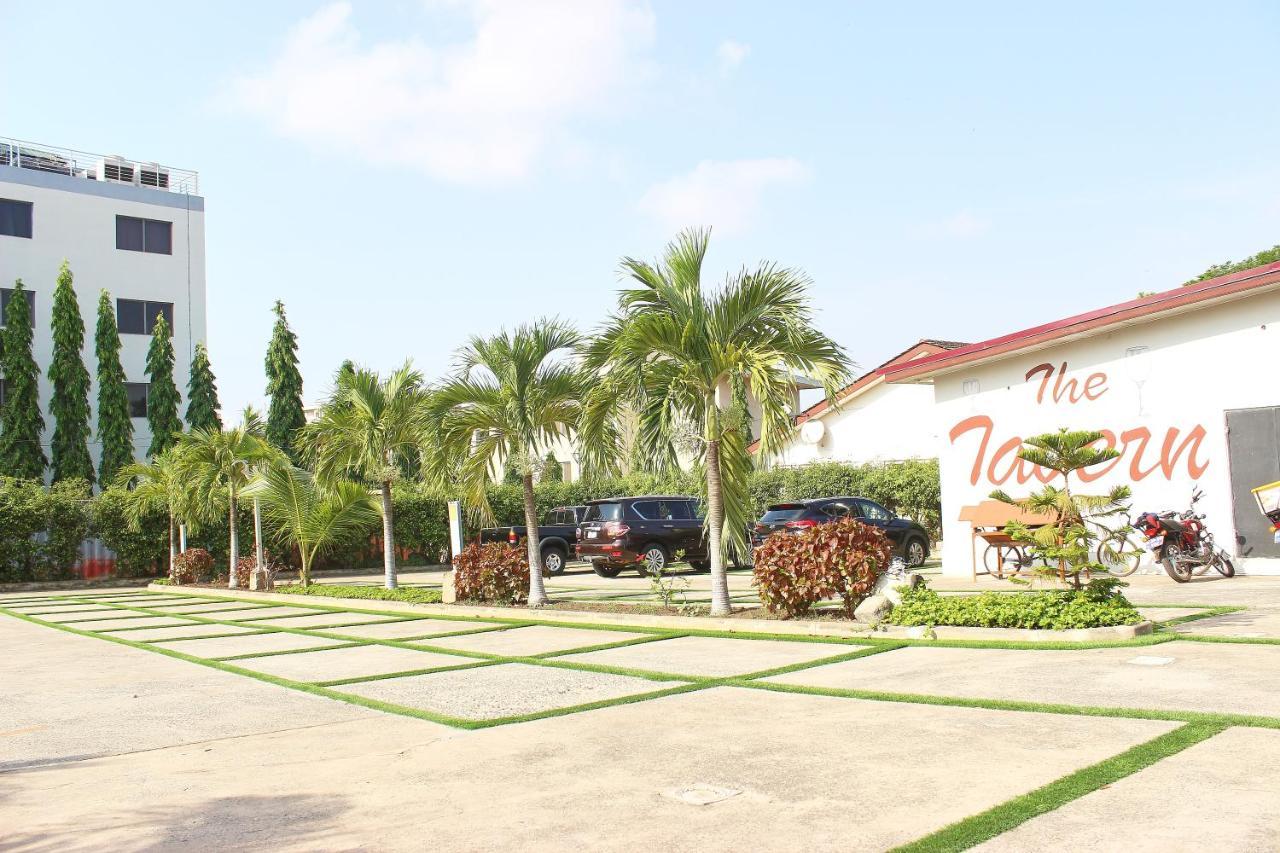 The Congress Hotel Accra Luaran gambar