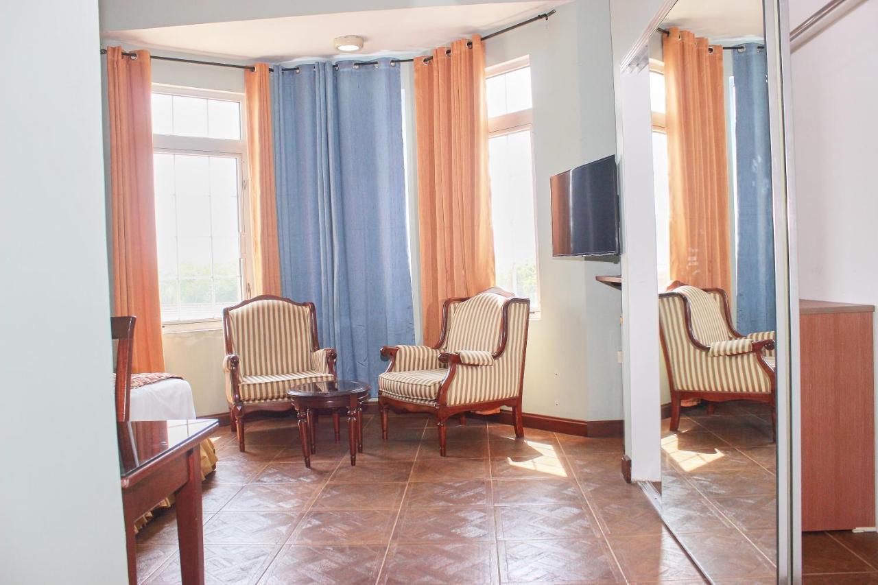 The Congress Hotel Accra Luaran gambar